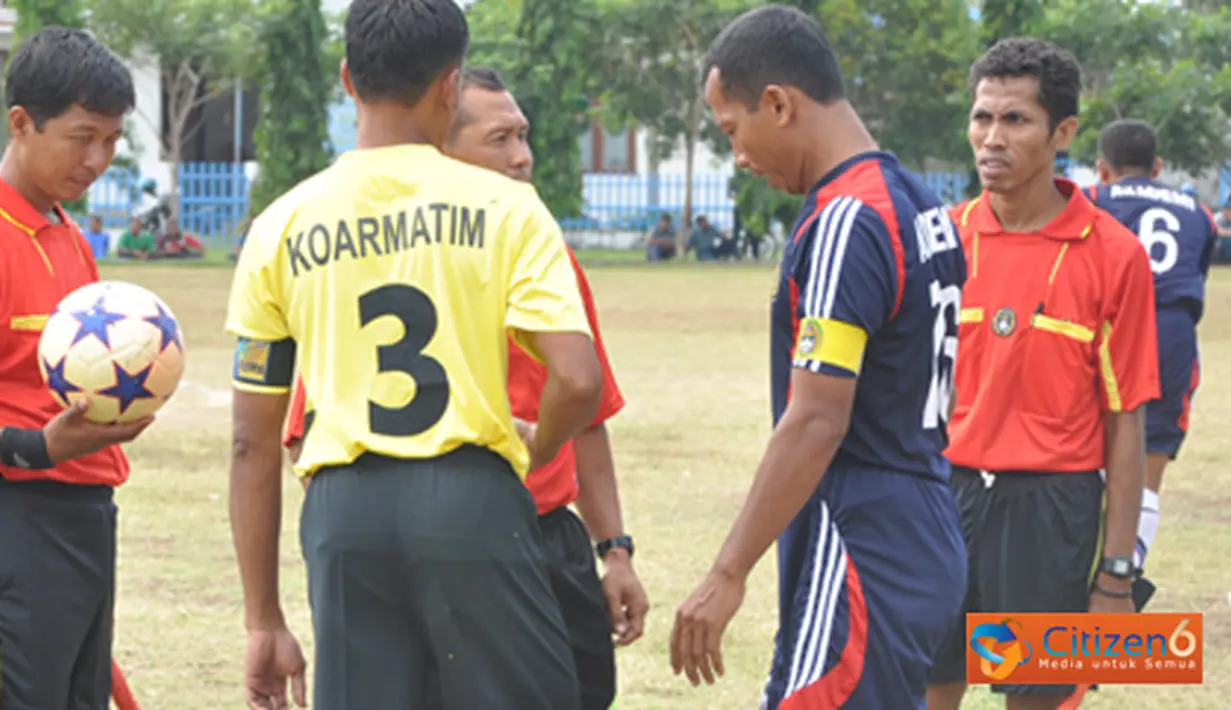 Citizen6, Surabaya: UPT Mabesal yang tergabung dengan Lantamal V, Marinir WilayahnTimur dan Puspenerbal  di Pool A ini, menggilas Lantamal V dengan skor 3-2. (Pengirim: Penkobangdikal)