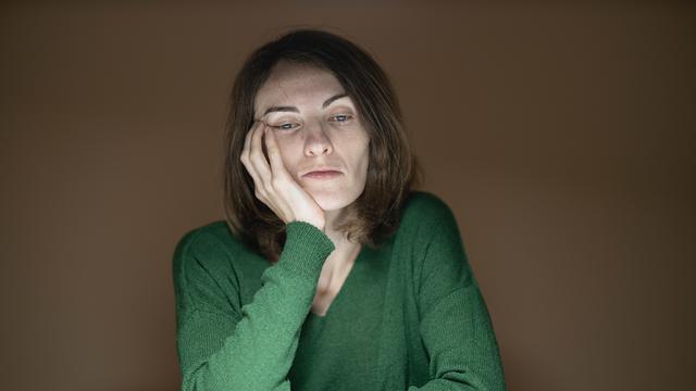 Kulit dan Bibir Menjadi Kering, Menggelap, dan Rusak