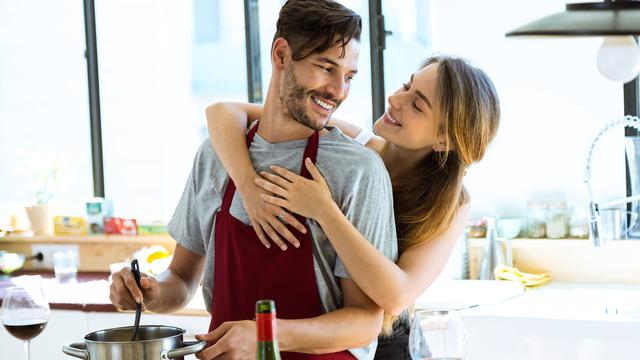 Pasangan dan hubungan cinta (iStock)