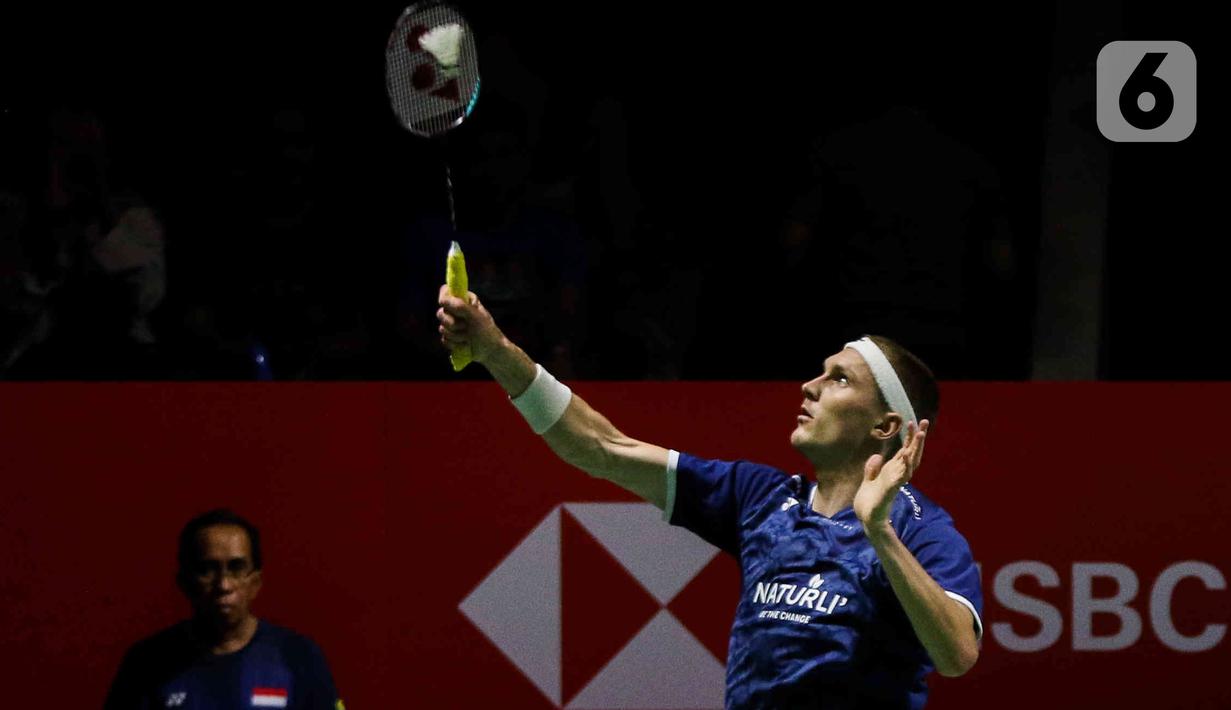 Adapun sosok yang akan menantang Viktor Axelsen nanti adalah pemenang antara Anthony Sinisuka Ginting dan Li Shi Feng (Tiongkok). (Liputan6.com/Herman Zakharia)