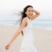 Senyum bahagia./Copyright&nbsp;freepik.com/author/lifeforstock