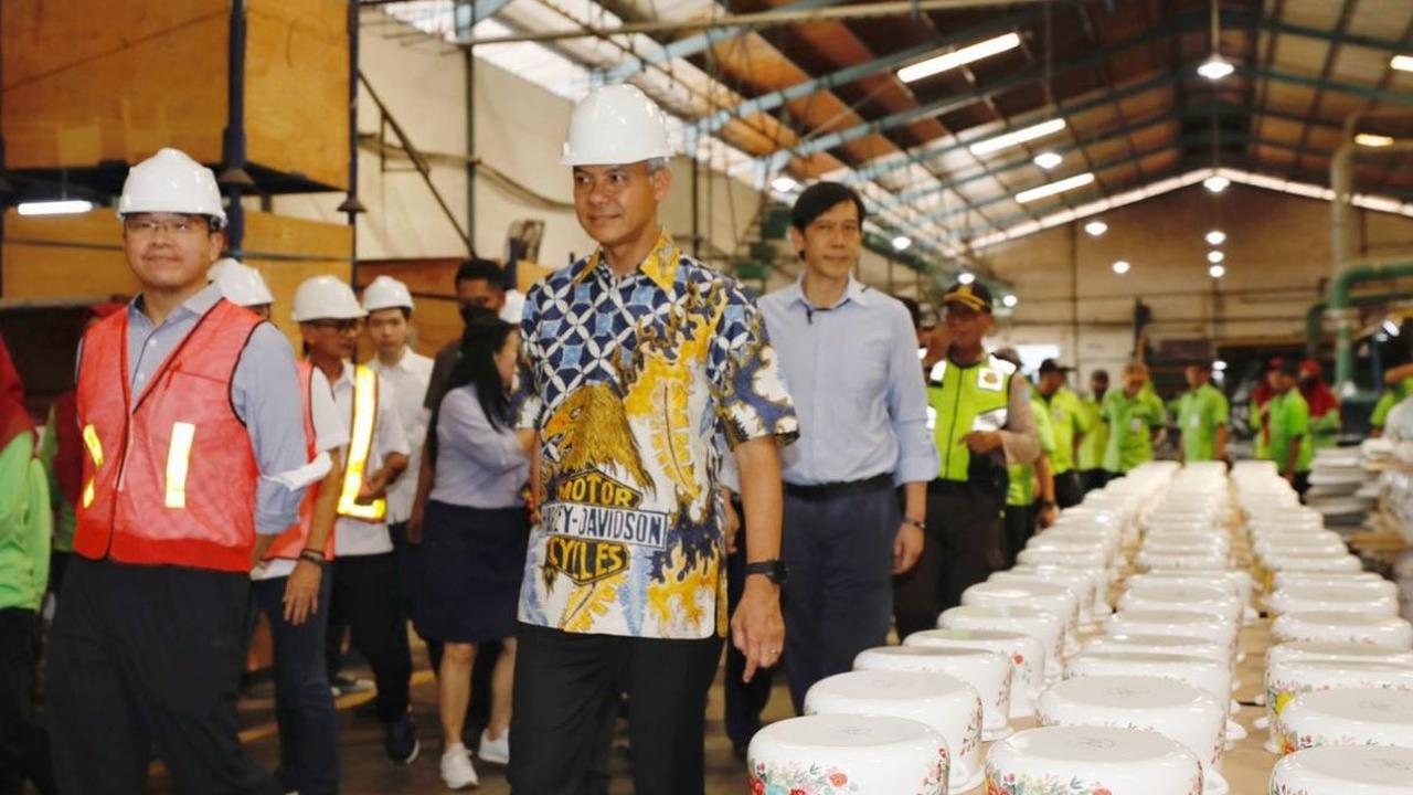 "Ini yang mesti mendapatkan dukungan dan dorongan agar kemudian roda usahanya tetap berjalan," kata Ganjar.