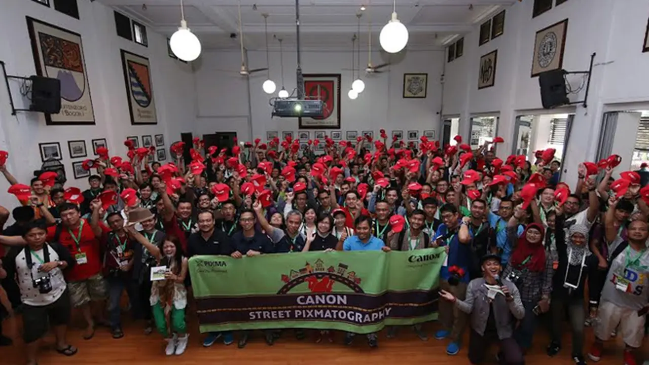`Energi Pagi` Merasuki Jiwa 250 Pecinta Fotografi di Kota Tua