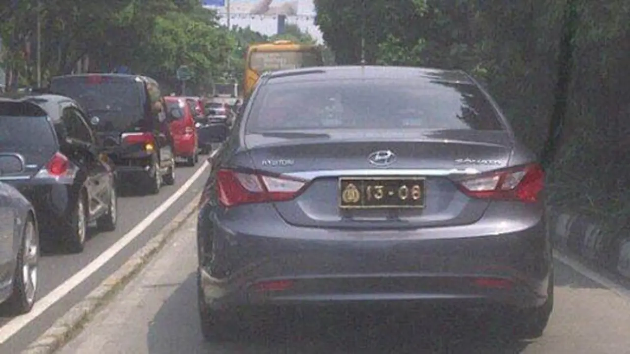 Hyunday Kepolisian Trobos Busway (foto: @masukbusway)