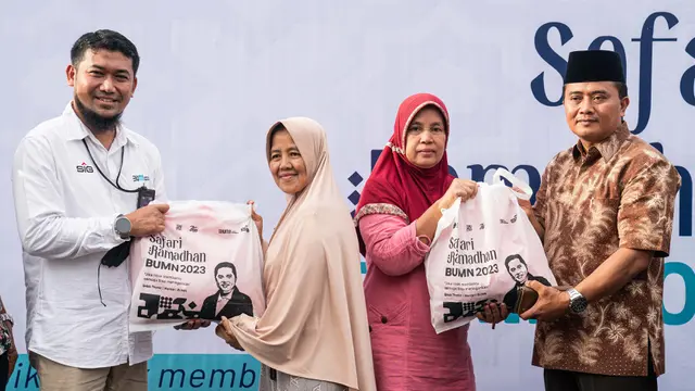 Safari Ramadan BUMN 2023, SIG Salurkan 1.000 Paket Sembako Murah
