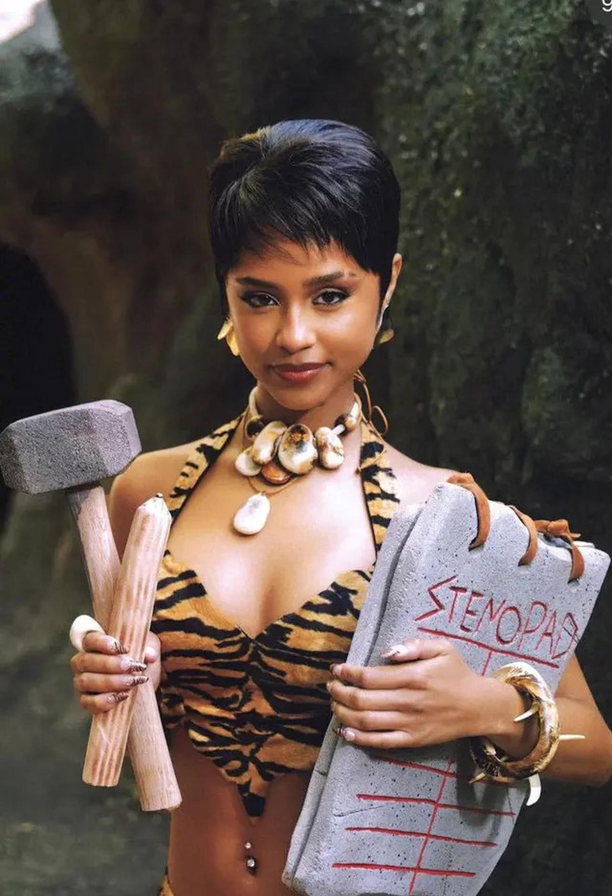 10 Kostum Halloween 2024 para Selebritis Tanah Air hingga Mancanegara, Alyssa Daguise, Kim Kardashian, sampai Selena Gomez