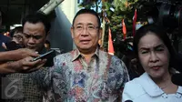 Anggota DPR Komisi III Fraksi Gerindra Wihadi Wiyanto usai diperiksa, Gedung KPK, Jakarta, (18/8). Dalam kasus ini, KPK juga telah menetapkan 4 tersangka lainnya selain Putu. (Liputan6.com/Helmi Afandi)