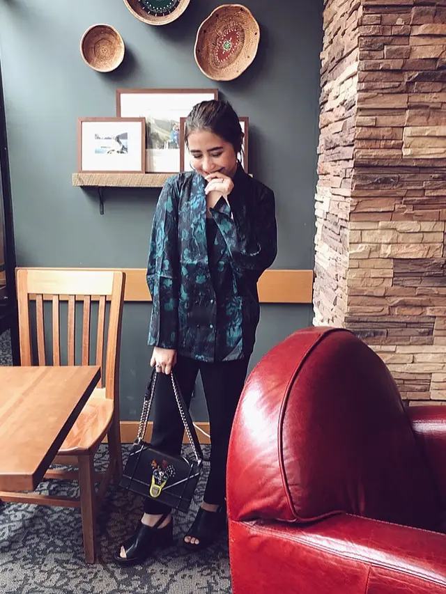 [Bintang] Prilly Latuconsina
