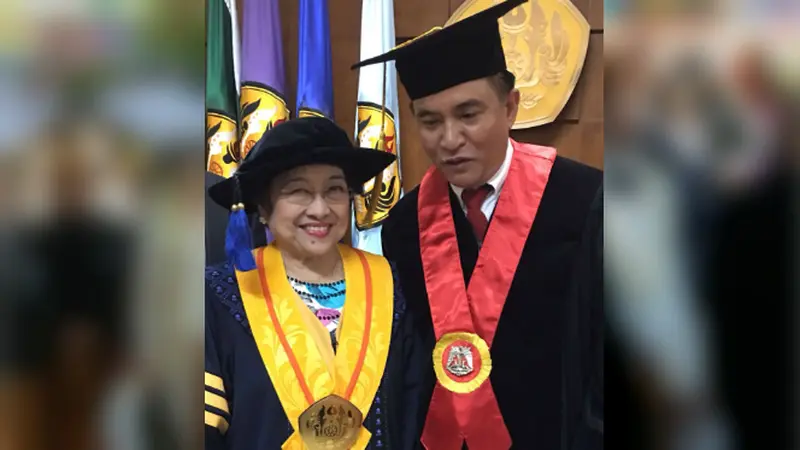 Megawati dan Yusril Ihza Mahendra