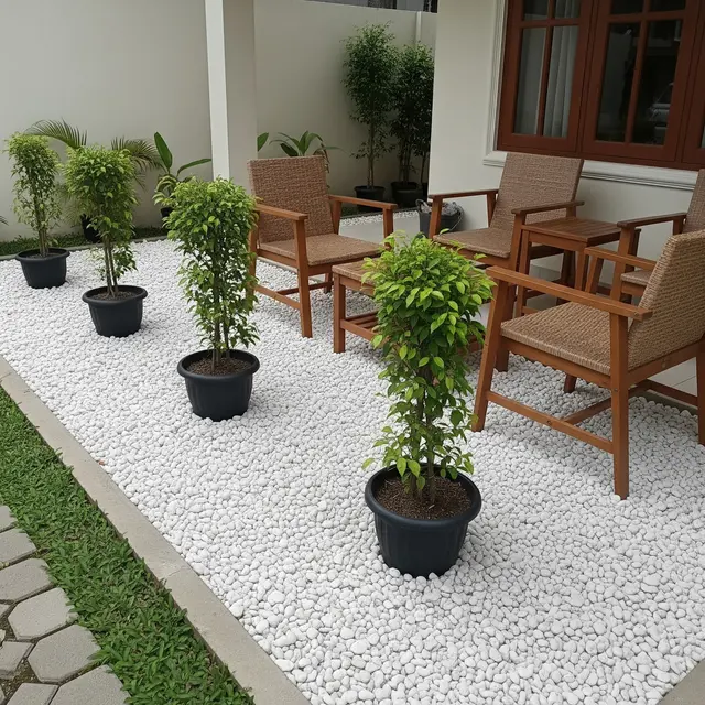 Desain Taman Depan Rumah Anti Ular dengan Batu Koral Putih