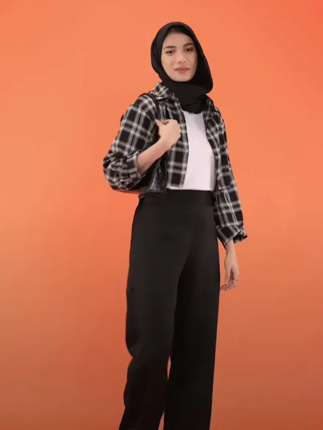 Sabrina Chairunnisa Berhijab