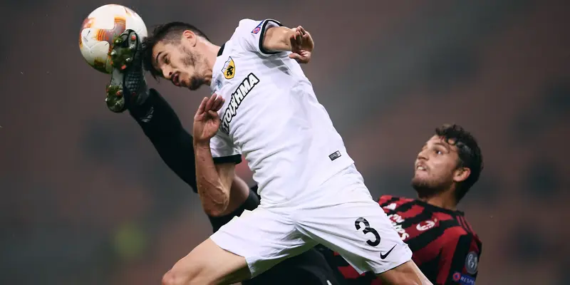 Milan Ditahan AEK Athens Tanpa Gol