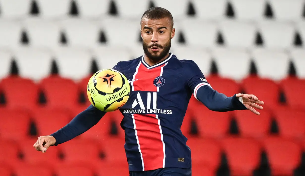Rafinha Alcantara gagal tampil memuaskan di bawah Mauricio Pochettino, Pelatih PSG. Mantan gelandang Barcelona tersebut sempat dipinjamkan ke Real Sociedad dan namanya mulai hilang dari sorotan. (AFP/Franck Fife)
