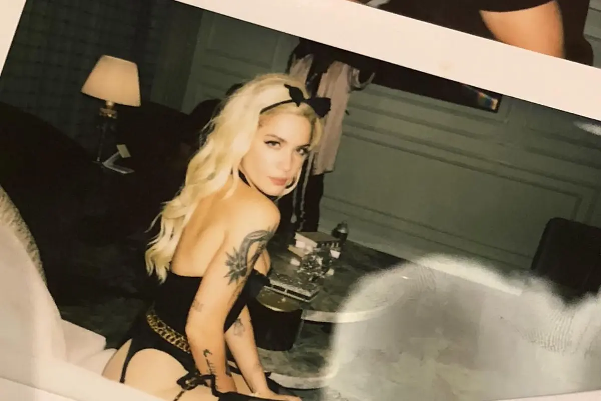 [Bintang] Halsey