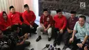 Suasana pertemuan antara Ketua Umum PKB Muhaimin Iskandar atau Cak Imin (tengah) dengan jajaran pengurus PDIP di Kantor PKB, Jakarta, Selasa (10/4). (Liputan6.com/Angga Yuniar)