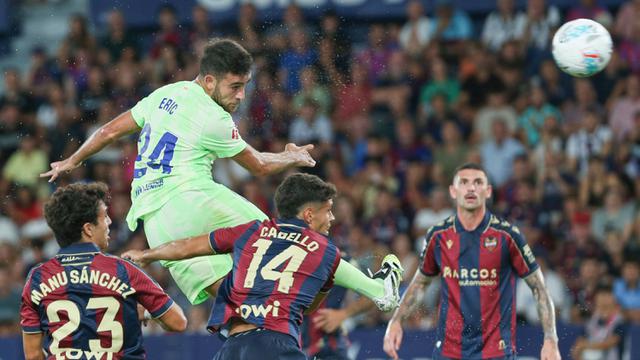 Foto: Dramatisnya Laga Levante vs Barcelona di Liga Spanyol, Blaugrana Catatkan Epik Comeback