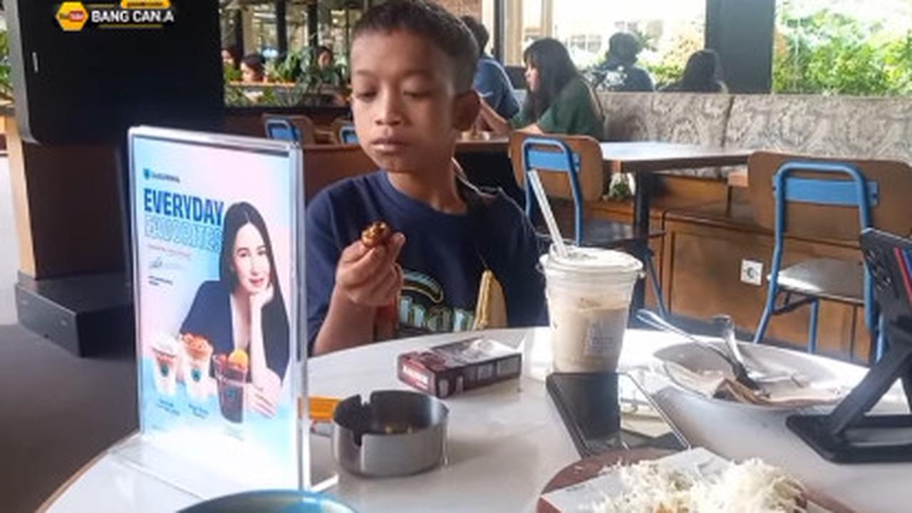 Anak Angkat Kesayangan Dedi Mulyadi, Egi Jalan-jalan ke Mal Jadi Sorotan