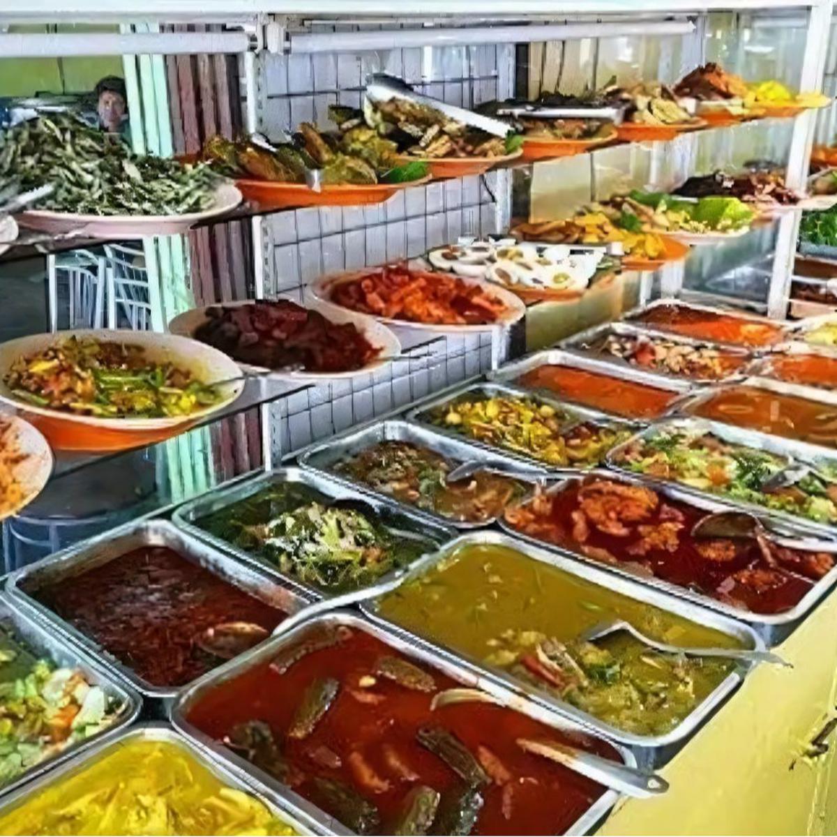 Apes Bener! Niatnya Bayar Makanan Rp35 ribu Pakai Cashless di Warteg, Pemuda Malah Salah Transfer Jadi Rp3,5 Juta