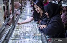 Harga Emas Antam Kembali Turun di Akhir Pekan, Sentuh Rp2,773 Juta per Gram