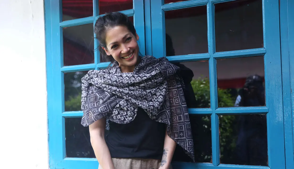 Khawatir dengan buah hatinya ikut-ikutan main skip challenge, Mieke juga memberikan pemahaman pada anak-anaknya terkait permainan yang bisa mematikan tersebut. (Nurwahyunan/Bintang.com)