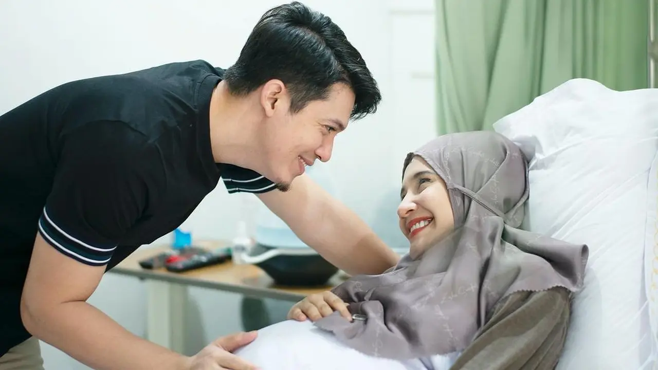 [Fimela] Zaskia Sungkar dan Irwansyah