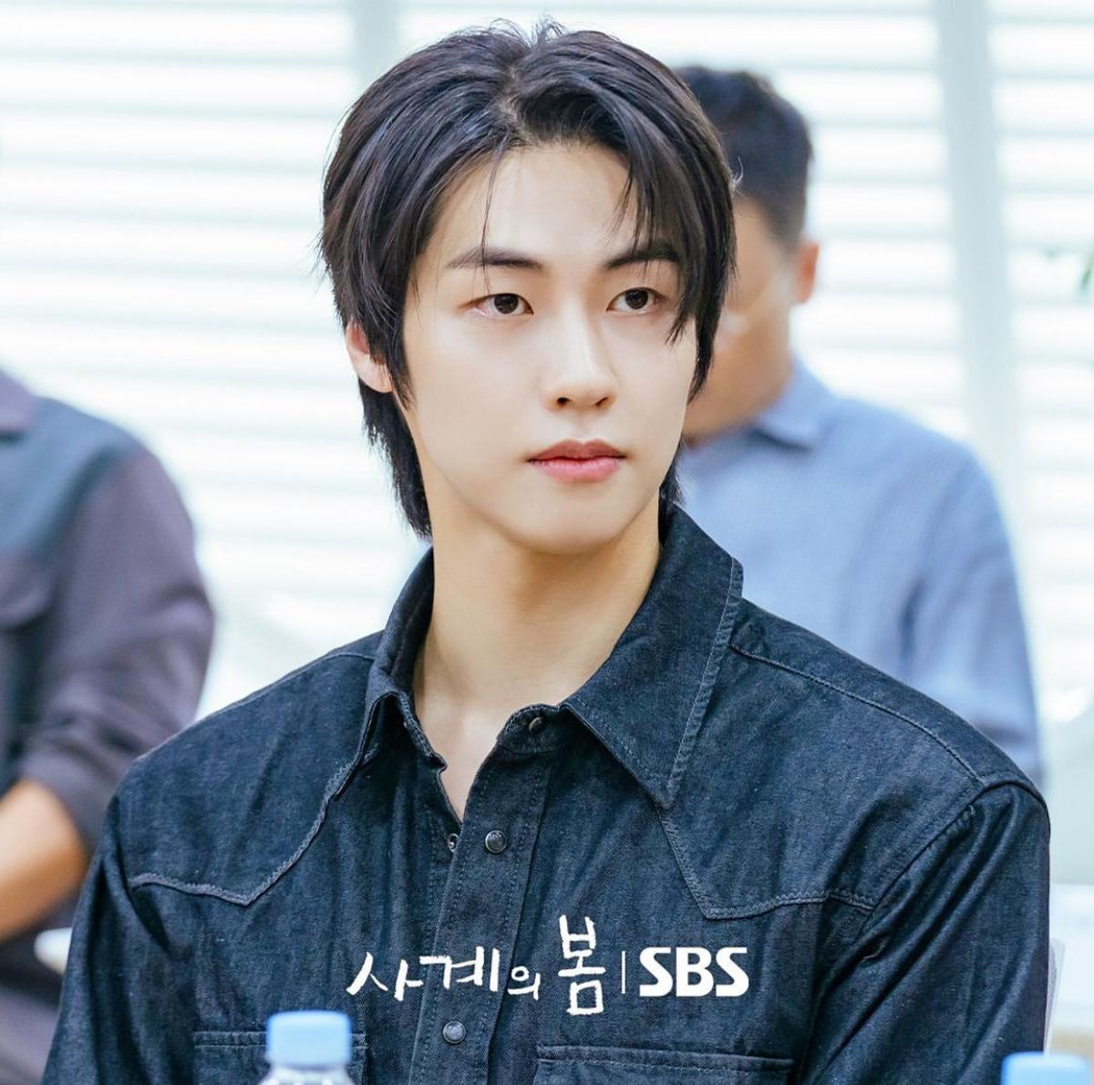 7 Potret Menarik Para Pemeran Drakor SBS 'Spring of Youth' yang Akan Mengguncang Layar Kaca