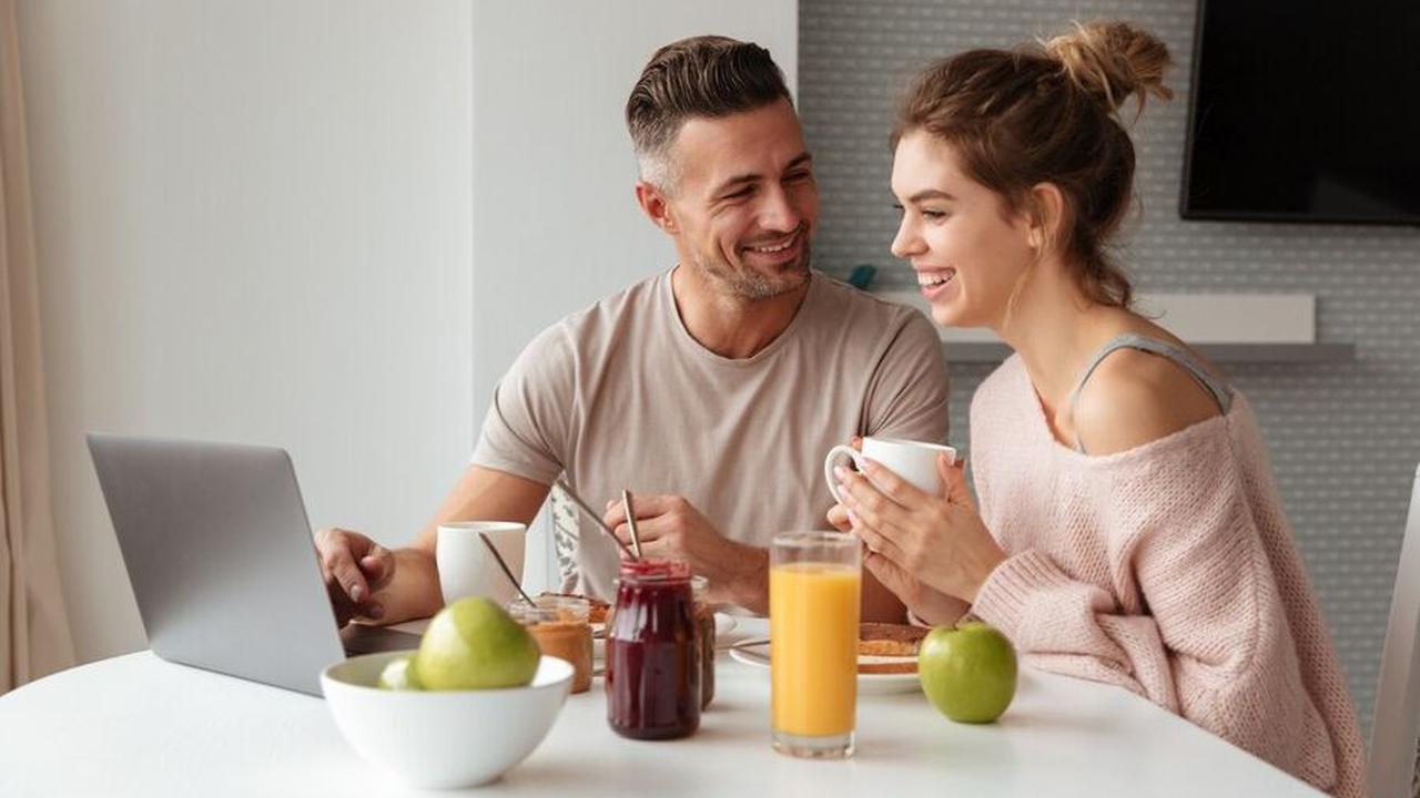 Deretan vitamin di atas membuktikan bahwa konsumsi vitamin yang tepat dapat menjadi kunci keberhasilan program hamil.