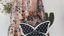Koleksi Petal terdiri dari tas bernuansa floral yang fun dan versatile. Koleksi Wing It menjadi interpretasi sempurna untuk musim semi dengan tote kupu-kupu, tas crossbody berbentuk pot bunga, dan dompet koin kupu-kupu.   (Dok/Kate Spade New York).