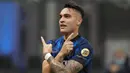 Lautaro Martinez. Striker Inter Milan asal Argentina berusia 24 tahun yang kini memasuki musim keempatnya bersama Nerazzurri telah mencetak 11 gol hingga akhir tahun di Liga Italia. Ketajamannya mengantar Inter Milan menempati posisi puncak klasemen sementara. (AP/Luca Bruno)