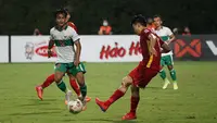 Timnas Indonesia sukses menahan imbang Vietnam 0-0 dalam laga matchday ke-3 Piala AFF 2020, Rabu (15/12/2021). Lebih fokus bertahan dan hanya mengandalkan serangan balik, Timnas Garuda kalah jauh dari segi penguasaan bola, yang hanya di angka 30 persen. (Dok. PSSI)