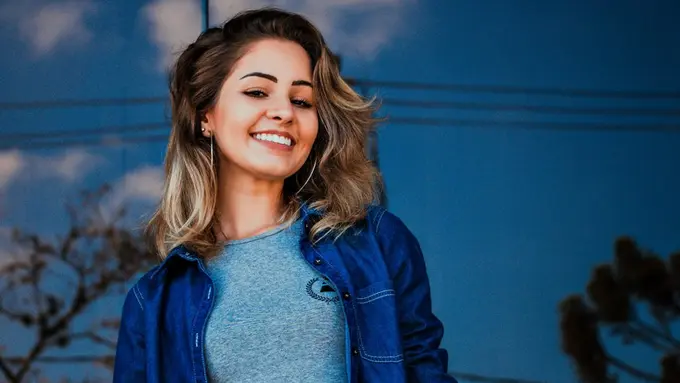 Ilustrasi Relationship Female