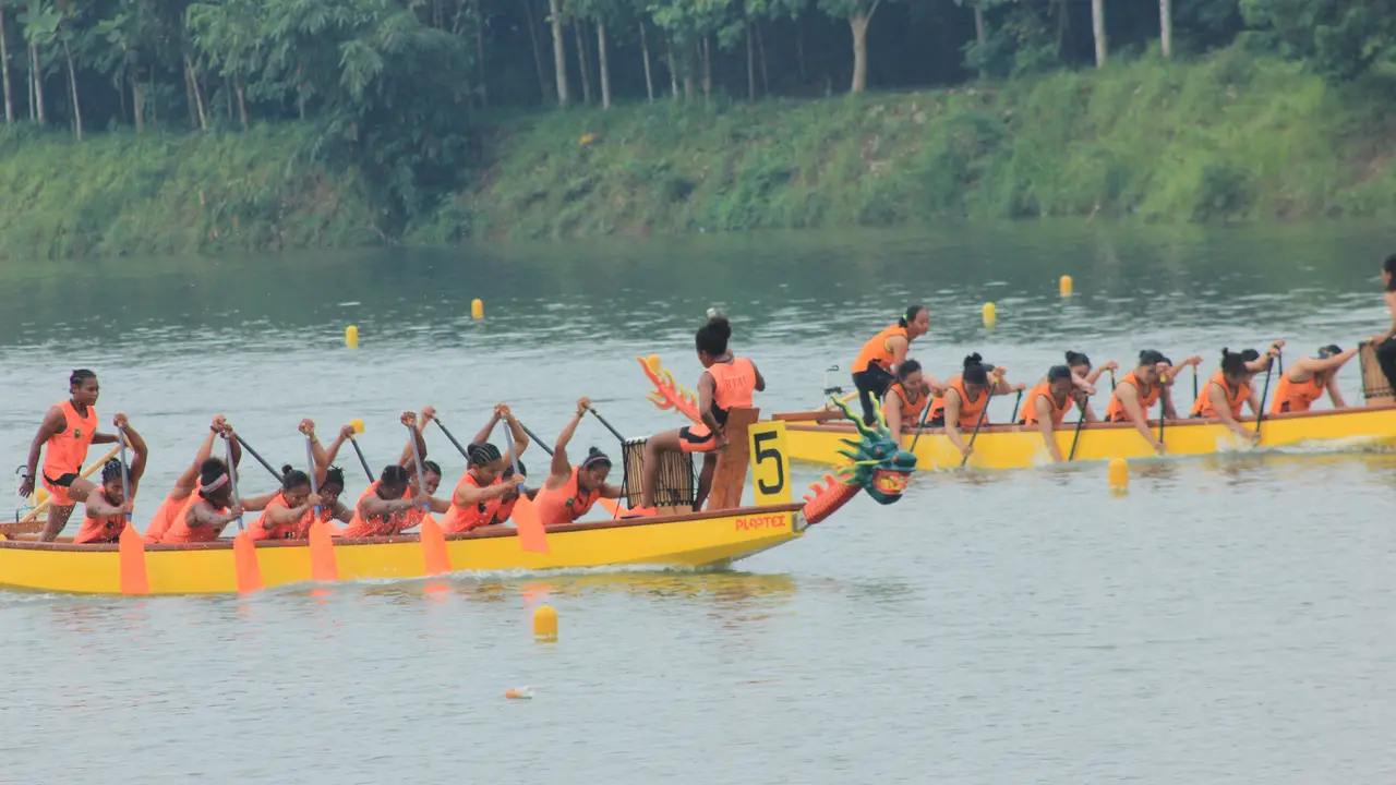 Tuan rumah sapu bersih emas nomor perahu naga di PON Jabar 