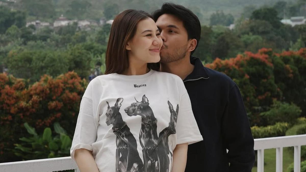 Melahirkan Anak Pertama, Intip Fashion Aaliyah Massaid Selama Hamil