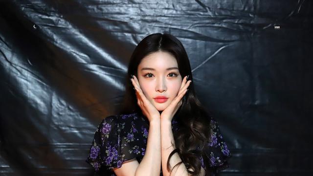 Chung Ha (Instagram/ chungha_official)