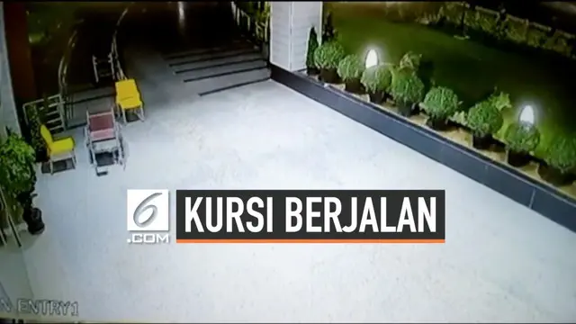 Rekaman CCTV menunjukkan sebuah kursi roda yang berjalan sendiri di sebuah rumah sakit milik pemerintah di India Utara. Para staf rumah sakit meyakini berjalannya kursi roda karena ulah hantu.