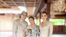Sebelum resmi meminang Luna Maya sebagai istri, Maxime Bouttier menjalani prosesi siraman yang penuh makna sebagai bagian dari rangkaian pernikahannya. Acara ini berlangsung di Bali pada 6 Mei 2025. [Foto: instagram/ Ayu Dewi]