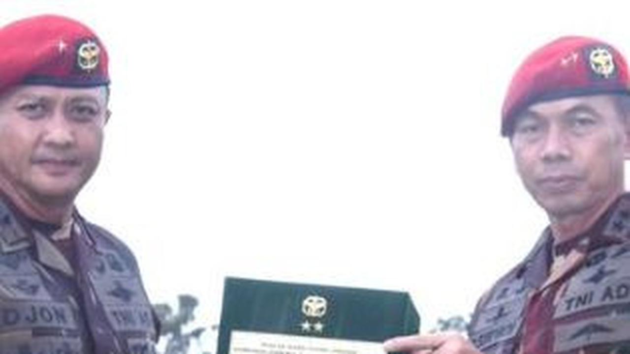 Mantan Staf Khusus Kasad Brigjen TNI Djon Afriandi resmi menjabat sebagai Komandan Jenderal (Danjen) Komando Pasukan Khsusus (Kopassus) yang baru menggantikan Mayjen TNI Deddy Suryadi.