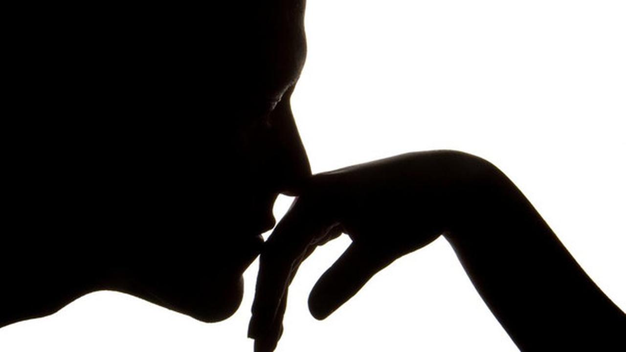 PM Turki Larang Warga Cium Tangan Pejabat