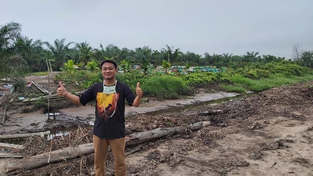 Sembuh dari COVID-19, Sriyanto kini masa pemulihan. Ia sudah bisa beraktivitas biasa termasuk bersepeda di sekitar rumah. (Dok Pribadi)