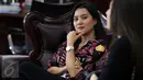 Pengurus Persatuan Artis Film Indonesia (PARFI56), Marcella Zalianty saat berkunjung menemui Ketua MPR Zulkifli Hasan  di Gedung Nusantara 3, komplek parlemen, Senayan, Jakarta, Selasa (4/4). (Liputan6.com/Johan Tallo)