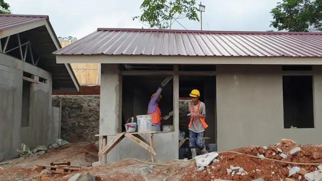 Kementerian PUPR melanjutkan pembangunan tahap II hunian tetap (huntap) untuk warga yang terdampak gempa bumi Cianjur, Jawa Barat. Dalam pembangunan tahap II ini Direktorat Jenderal Perumahan siap membangun 151 unit rumah. (Dok Kementerian PUPR)