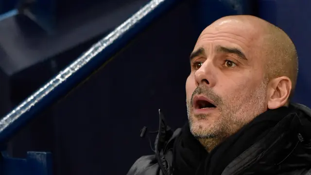 Ekspresi Pep Guardiola Saat Manchester City Dikalahkan MU