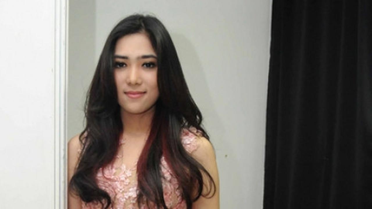 Isyana Sarasvati sukses bikin galau di Jazz Festival 2015