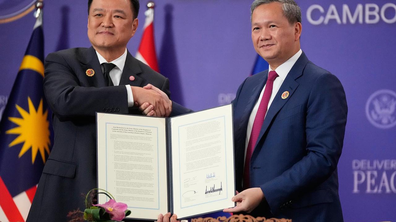 FOTO: Gencatan Senjata Thailand–Kamboja Disepakati di KTT ASEAN, Anwar dan Trump Jadi Mediator