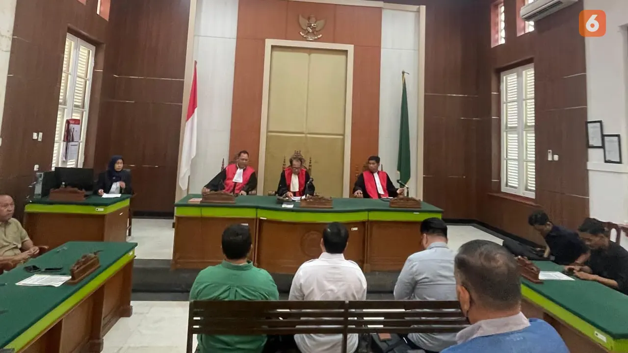 Suasana sidang perkara PKPU PT Aero Multi Karya di Pengadilan Niaga Makassar (Liputan6.com/Fauzan)