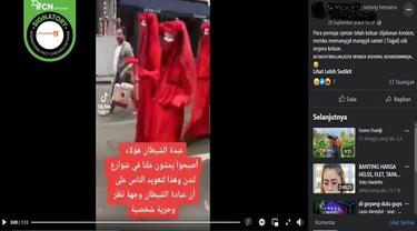 Gambar Tangkapan Layar Video yang Diklaim Para Pemuja Setan Telah Keluar di Jalanan London (sumber: Facebook).