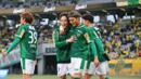 Terakhir, ada Tokyo Verdy yang berhasil menang playoff promosi yang diikuti empat tim J2 League. Di partai puncak, Tokyo Verdy bermain imbang 1-1 lawan Shimizu S-Pulse, dan berhasil promosi usai dianggap menang karena memiliki posisi klasemen lebih bagus dibandingkan S-Pulse di musim reguler. (Dokumentasi J.League)