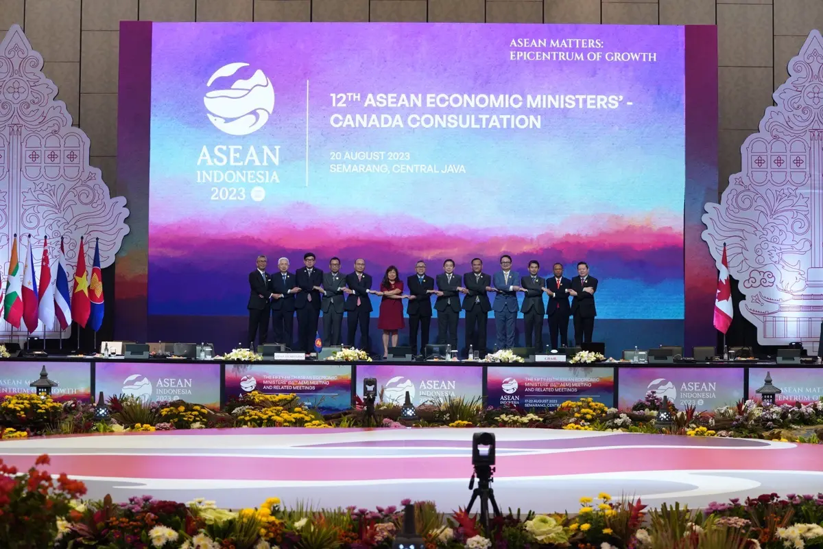 Pertemuan Konsultasi Para Menteri Ekonomi ASEAN (ASEAN Economic Minister/AEM) dan Kanada