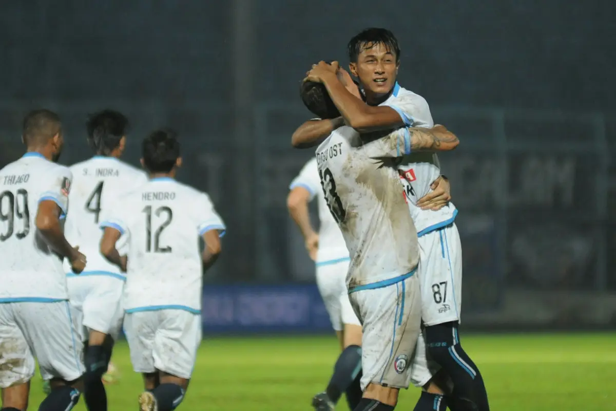 PSIS vs Arema