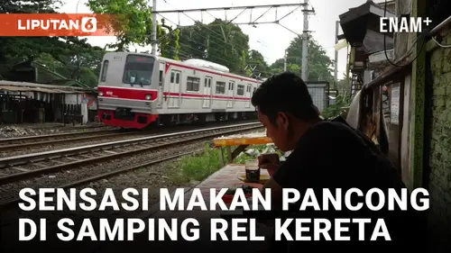 VIDEO: Menjajal Kue Pancong Viral di Pinggir Rel Kereta